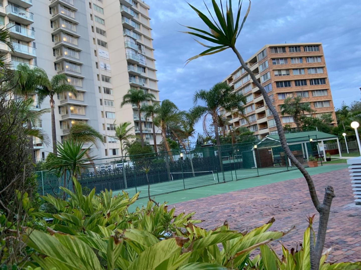 Burleigh Gardens North Hi-Rise Holiday Apartments Guldkusten Exteriör bild