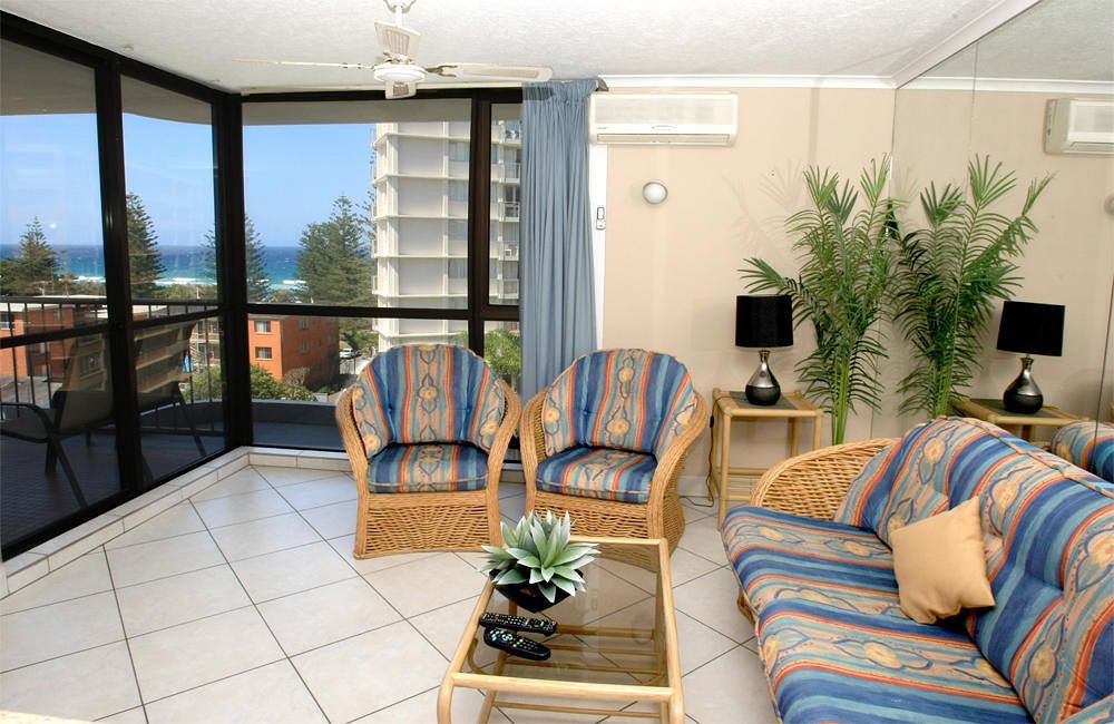 Burleigh Gardens North Hi-Rise Holiday Apartments Guldkusten Exteriör bild